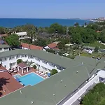 Hotel Elis