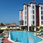 Elis Hotel Side