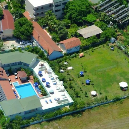 Otel Elis 3*