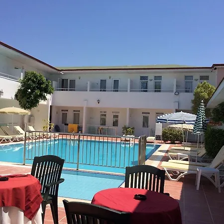 Elis Hotel